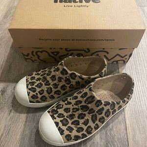 Leopard print Native shoes 🐆